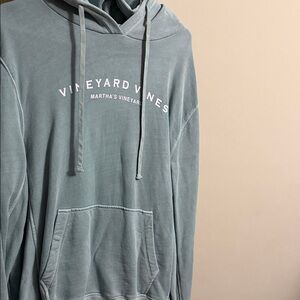 Vineyard Vines pullover hoodie